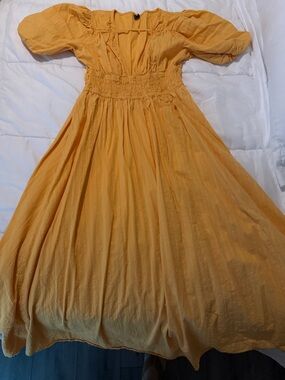 Women’s Sunshine Yellow Puff-Sleeve Smocked Waist Dress